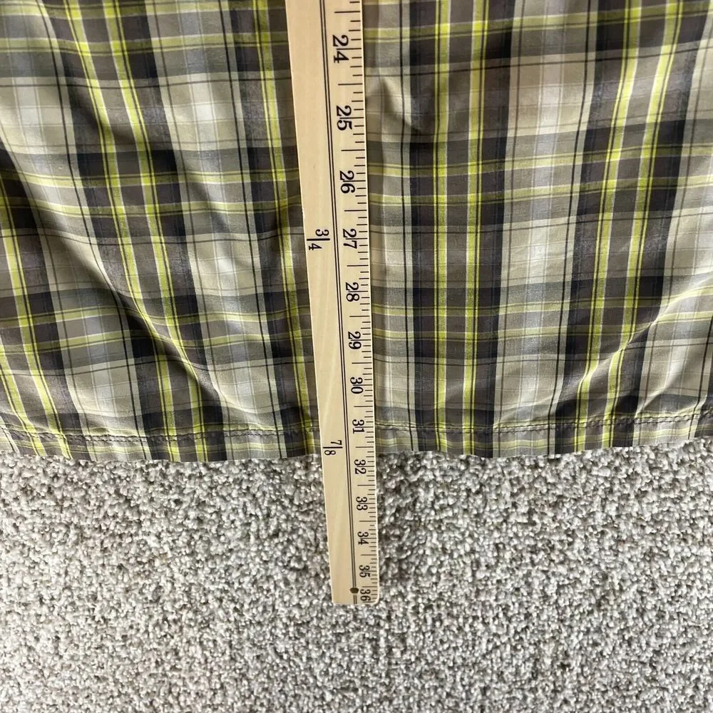 The North Face Shirt Mens Large Plaid Short Sleeve Button Up Casual‎ Adult Nylon